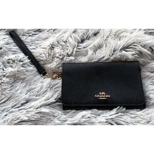 Coach Black Wallet Wristlet‎ Authentic Gold Accents